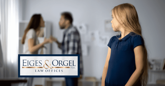 child watching parents argue